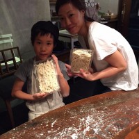 パンとごはん7 出張手打ちうどん作り体験 2015年6月16日 911ec0133a91834d4bda925ba847e0f9.jpg – イリコスキー製麺所