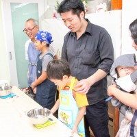 2 手打うどん作り体験教室 2015年8月 27.jpg – イリコスキー製麺所