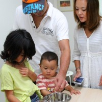 3 手打うどん作り体験教室 2015年8月 34.jpg – イリコスキー製麺所