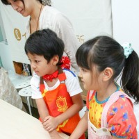 5 手打うどん作り体験教室 2015年8月 51.jpg – イリコスキー製麺所