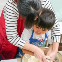 8 手打うどん作り体験教室 2015年9月 82.jpg – イリコスキー製麺所