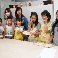 20151005-11 手打うどん作り体験教室 2015年10月 20151005-11.jpg – イリコスキー製麺所