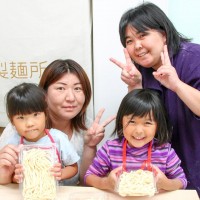 20151013-4 手打うどん作り体験教室 2015年10月 20151013-4.jpg – イリコスキー製麺所