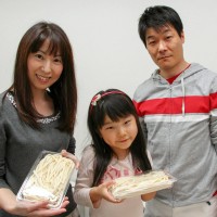 2 手打うどん作り体験教室 2015年10月 22.jpg – イリコスキー製麺所