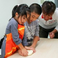 9 手打うどん作り体験教室 2015年11月 9.jpg – イリコスキー製麺所