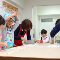 20151221-3 手打うどん作り体験教室 2015年12月 20151221-3.jpg – イリコスキー製麺所