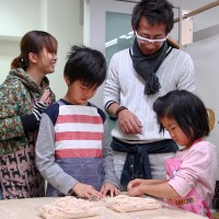 20151229-14 手打うどん作り体験教室 2015年12月 20151229-14.jpg – イリコスキー製麺所