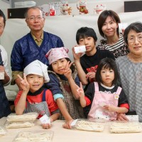 2 手打うどん作り体験教室 2015年11月 21.jpg – イリコスキー製麺所