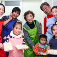 20160101-7 手打うどん作り体験教室 2016年1月 20160101-7.jpg – イリコスキー製麺所