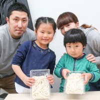 20160320-8 手打うどん作り体験教室 2016年3月 20160320-8.jpg – イリコスキー製麺所