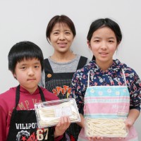 20160327-23 手打うどん作り体験教室 2016年3月 20160327-23.jpg – イリコスキー製麺所