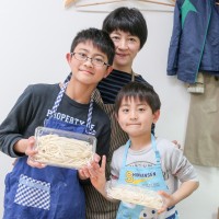 20160404-6 手打うどん作り体験教室 2016年4月 20160404-6.jpg – イリコスキー製麺所