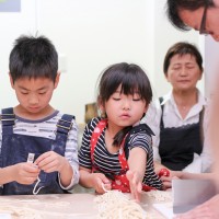 20160430-3 手打うどん作り体験教室 2016年4月 20160430-3.jpg – イリコスキー製麺所