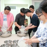 20160612-1 手打うどん作り体験教室 2016年6月 20160612-1.jpg – イリコスキー製麺所