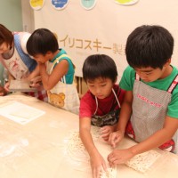 20160812-2 手打ちうどん作り体験教室 2016年8月 20160812-2.jpg – イリコスキー製麺所