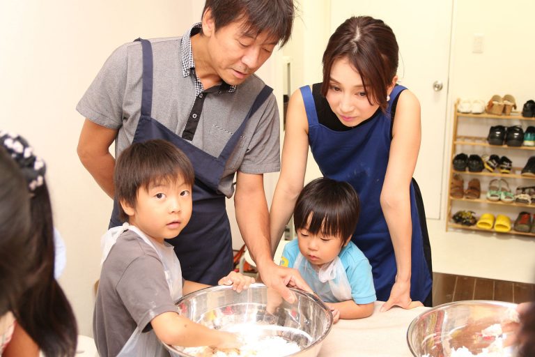 阿鼻叫喚の…？ 手打ちうどん作り体験教室 2016年9月 20160917-11.jpg – イリコスキー製麺所