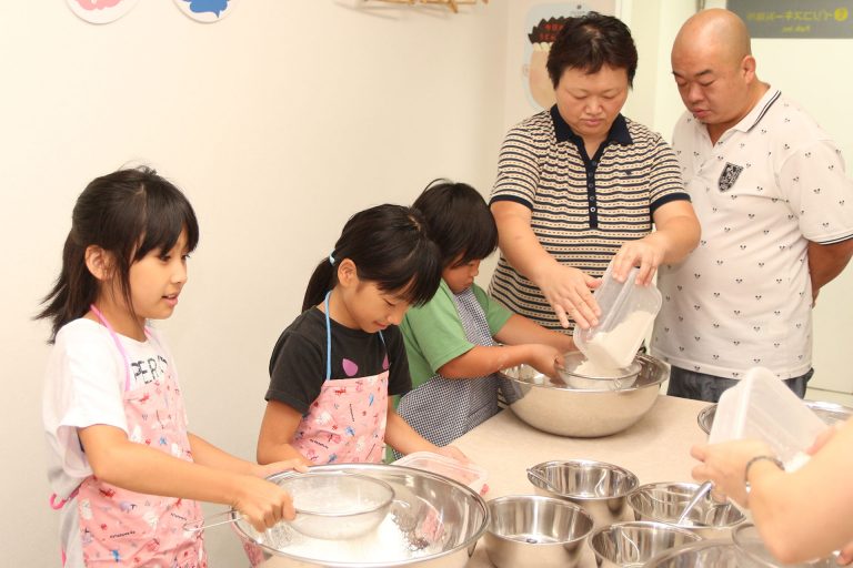 阿鼻叫喚の…？ 手打ちうどん作り体験教室 2016年9月 20160918-5.jpg – イリコスキー製麺所