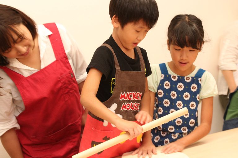阿鼻叫喚の…？ 手打ちうどん作り体験教室 2016年9月 20160922-3.jpg – イリコスキー製麺所