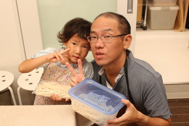 阿鼻叫喚の…？ 手打ちうどん作り体験教室 2016年9月 20160922-7.jpg – イリコスキー製麺所