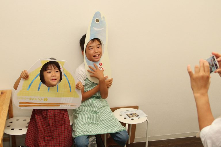 仲良しさんが集まってくれる場所ってうれしいですね 手打ちうどん作り体験教室 2016年9月 20160925-1.jpg – イリコスキー製麺所