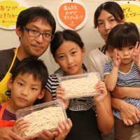 20160925-12 手打ちうどん作り体験教室 2016年9月 20160925-12.jpg – イリコスキー製麺所