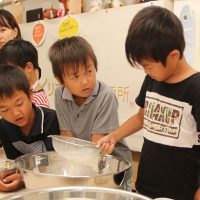 20161003-9 手打ちうどん作り体験教室 2016年10月 20161003-9.jpg – イリコスキー製麺所