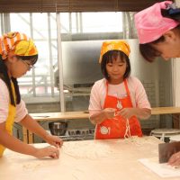 20161007-2 手打ちうどん作り体験教室 2016年10月 20161007-2.jpg – イリコスキー製麺所
