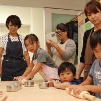 20161017-10 手打ちうどん作り体験教室 2016年10月 20161017-10.jpg – イリコスキー製麺所