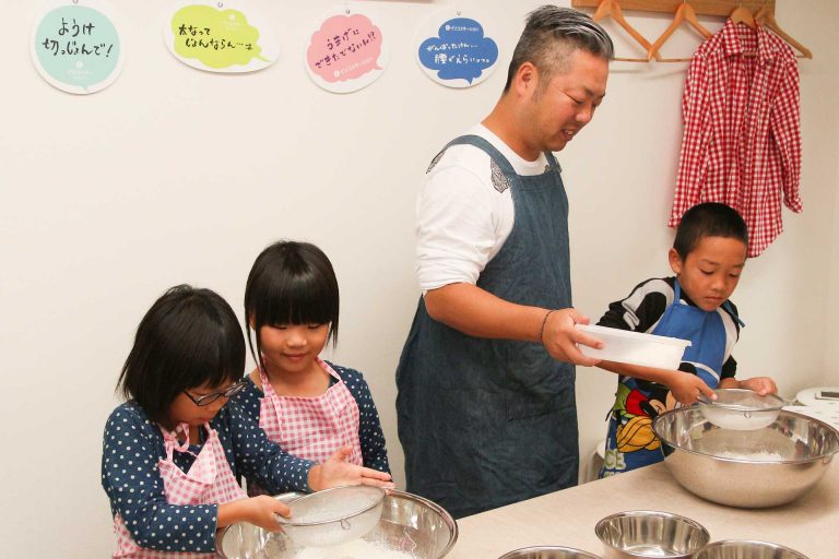 出張体験教室の下見に 手打ちうどん作り体験教室 2016年10月 20161030-15.jpg – イリコスキー製麺所