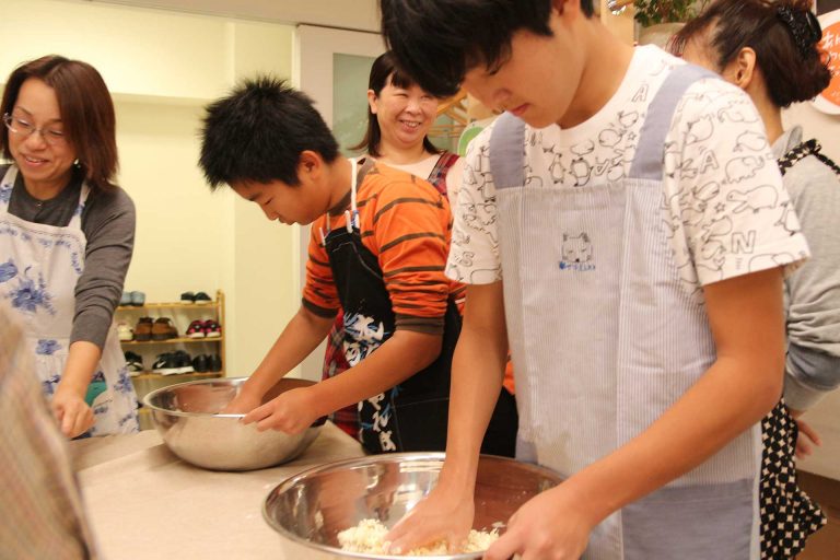 出張体験教室の下見に 手打ちうどん作り体験教室 2016年10月 20161101-2.jpg – イリコスキー製麺所