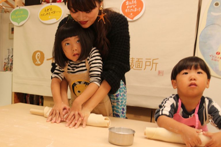 出張体験教室の下見に 手打ちうどん作り体験教室 2016年10月 20161106-3.jpg – イリコスキー製麺所
