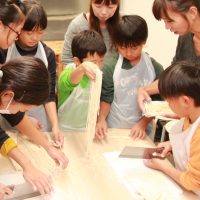 20161121-5 手打ちうどん作り体験教室 2016年11月 20161121-5.jpg – イリコスキー製麺所