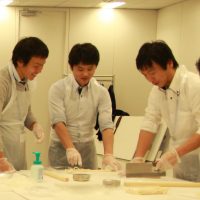 20161205-16 出張手打ちうどん作り体験 2016年12月5日 20161205-16.jpg – イリコスキー製麺所
