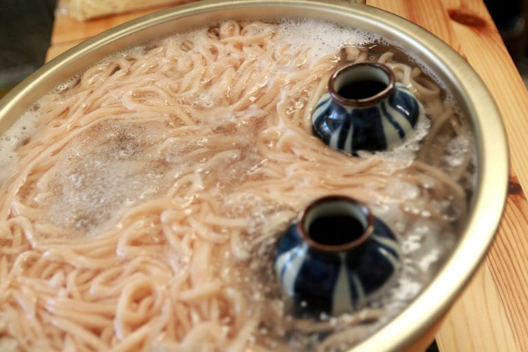 今日もにぎやか！おいしいうどんができました 手打ちうどん作り体験教室 2016年12月 20161225-6.jpg – イリコスキー製麺所