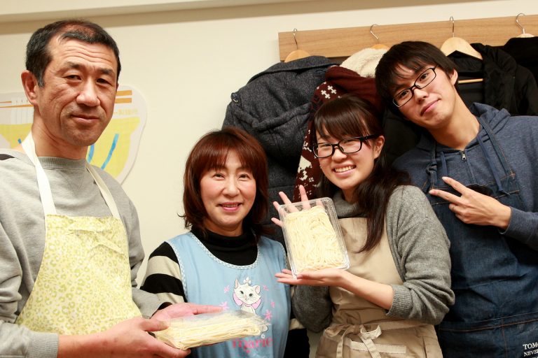 きれいなお団子、できました 手打ちうどん作り体験教室 2016年12月 20161231-8.jpg – イリコスキー製麺所