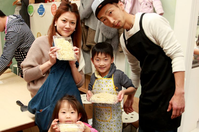きれいなお団子、できました 手打ちうどん作り体験教室 2016年12月 20170103-8.jpg – イリコスキー製麺所