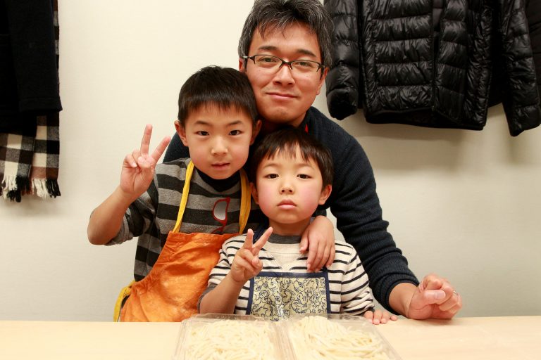 帰省先からお戻りになる前に 手打ちうどん作り体験教室 2017年1月 20170108-7.jpg – イリコスキー製麺所