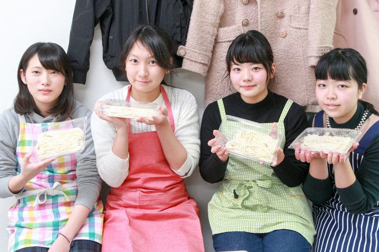 帰省先からお戻りになる前に 手打ちうどん作り体験教室 2017年1月 20170114-8.jpg – イリコスキー製麺所