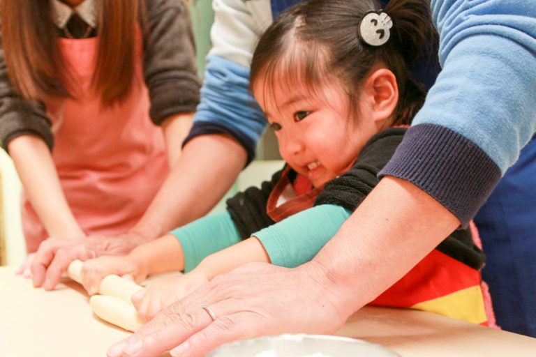 帰省先からお戻りになる前に 手打ちうどん作り体験教室 2017年1月 20170115-2.jpg – イリコスキー製麺所