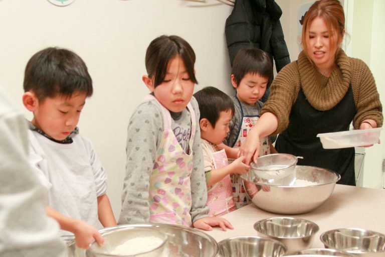 帰省先からお戻りになる前に 手打ちうどん作り体験教室 2017年1月 20170121-8.jpg – イリコスキー製麺所