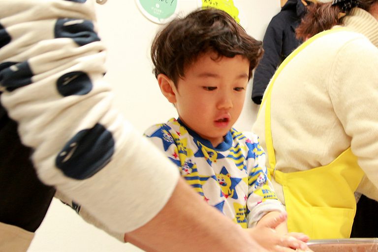 ご近所さん、ありがとうございます！ 手打ちうどん作り体験教室 2017年1月 20170129-1.jpg – イリコスキー製麺所