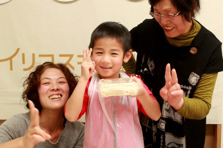 おうどんの忘れ物は悲しすぎ… 手打ちうどん作り体験教室 2017年2月 20170212-9.jpg – イリコスキー製麺所