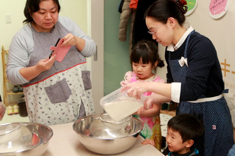 おうどんの忘れ物は悲しすぎ… 手打ちうどん作り体験教室 2017年2月 20170219-1.jpg – イリコスキー製麺所