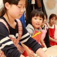 何があっても自分で打ったうどんはおいしい！ 手打ちうどん作り体験教室 2017年2月 20170219-3.jpg – イリコスキー製麺所