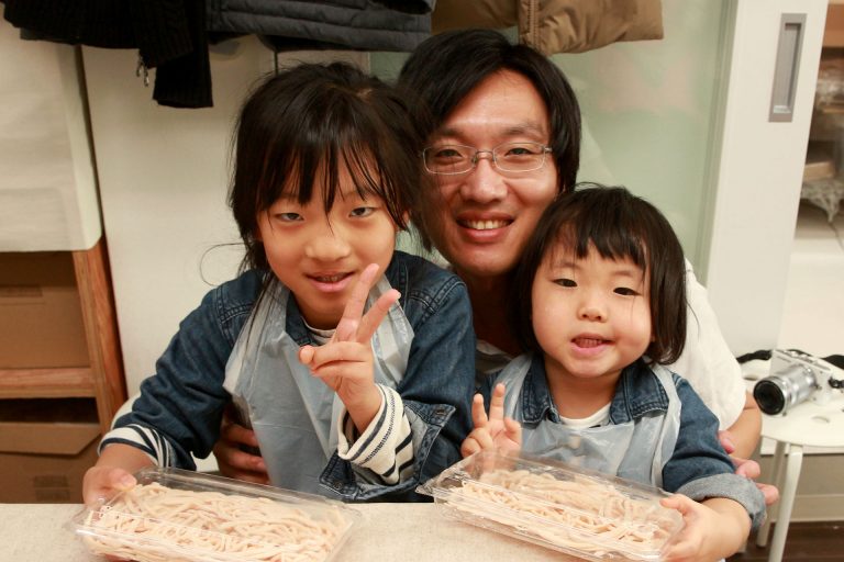 おうどんの忘れ物は悲しすぎ… 手打ちうどん作り体験教室 2017年2月 20170219-8.jpg – イリコスキー製麺所