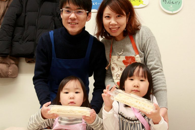 おうどんの忘れ物は悲しすぎ… 手打ちうどん作り体験教室 2017年2月 20170222-4.jpg – イリコスキー製麺所