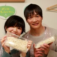彼氏さんはつっこまれ放題 手打ちうどん作り体験教室 2017年3月 20170302-4.jpg – イリコスキー製麺所