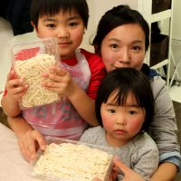 お父さん、すご～い！ 手打ちうどん作り体験教室 2017年3月 20170305-5.jpg – イリコスキー製麺所