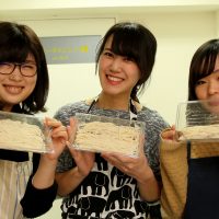 2度目はお友だちご家族をお連れいただいて 手打ちうどん作り体験教室 2017年3月 20170312-8.jpg – イリコスキー製麺所
