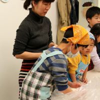 団体様の多い三連休・中日です 手打ちうどん作り体験教室 2017年3月 20170319-8.jpg – イリコスキー製麺所